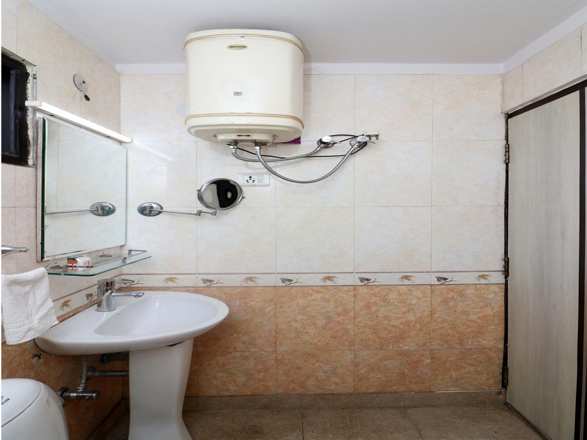 فندق Oyo 13451 Star Corporate Avenue نيودلهي المظهر الخارجي الصورة