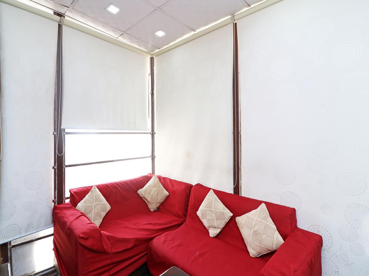 فندق Oyo 13451 Star Corporate Avenue نيودلهي المظهر الخارجي الصورة
